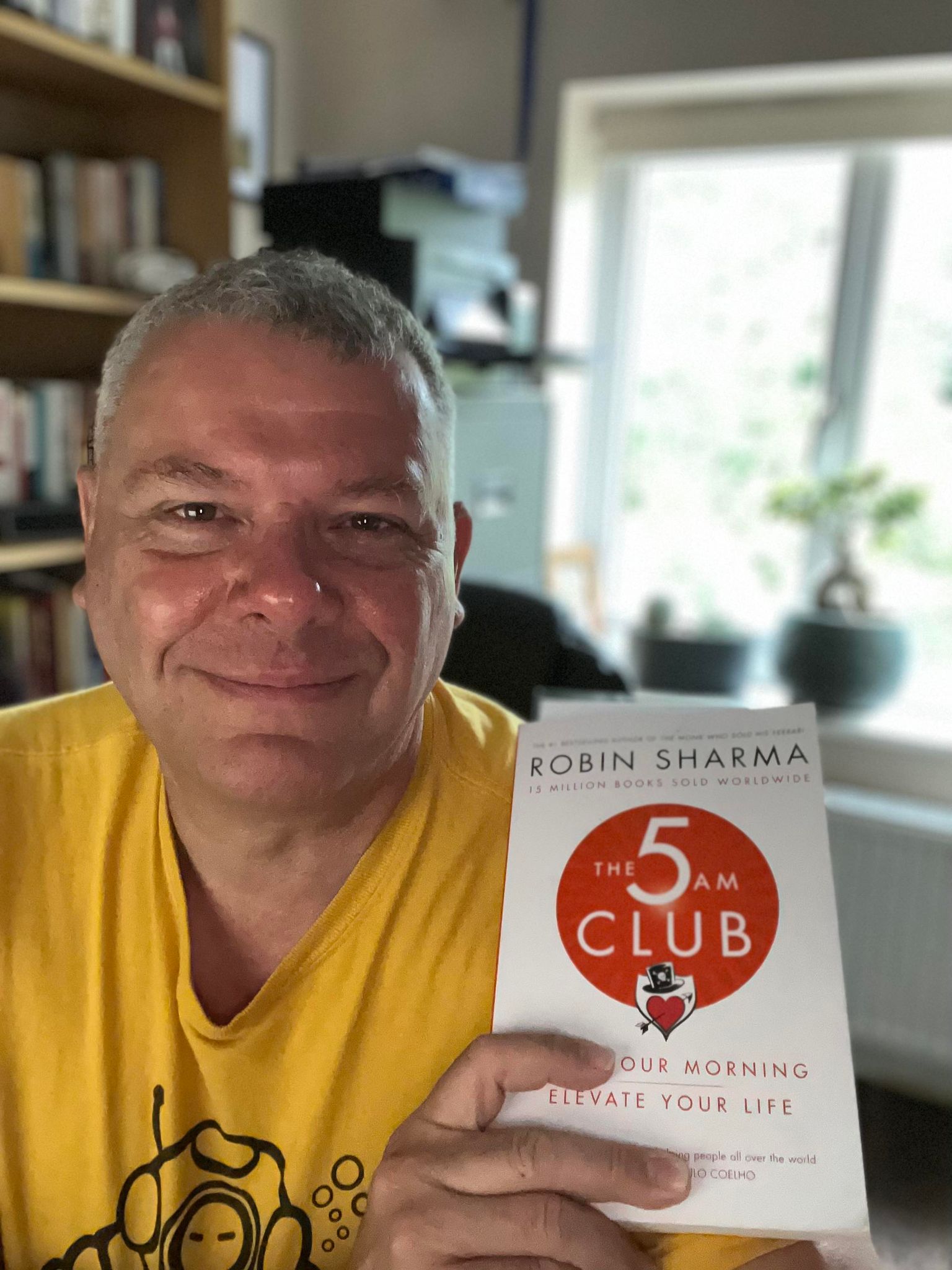 Adrian Close - Multi Award Winning Business Manager, Experience Leadership Training Consultant and Member of the 5am Club