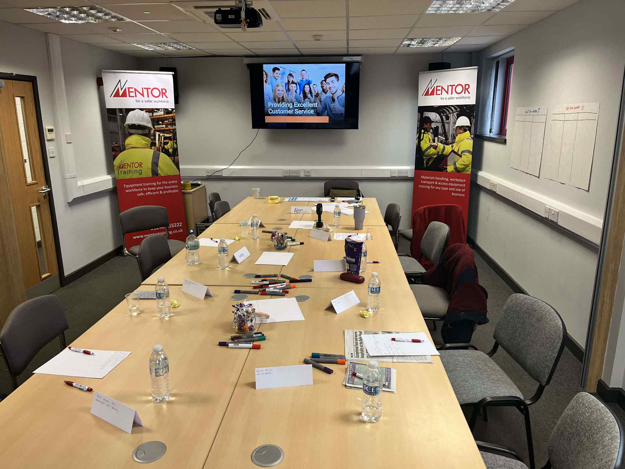 Manufacturing leadership course helping supervisors improve communication and performance
