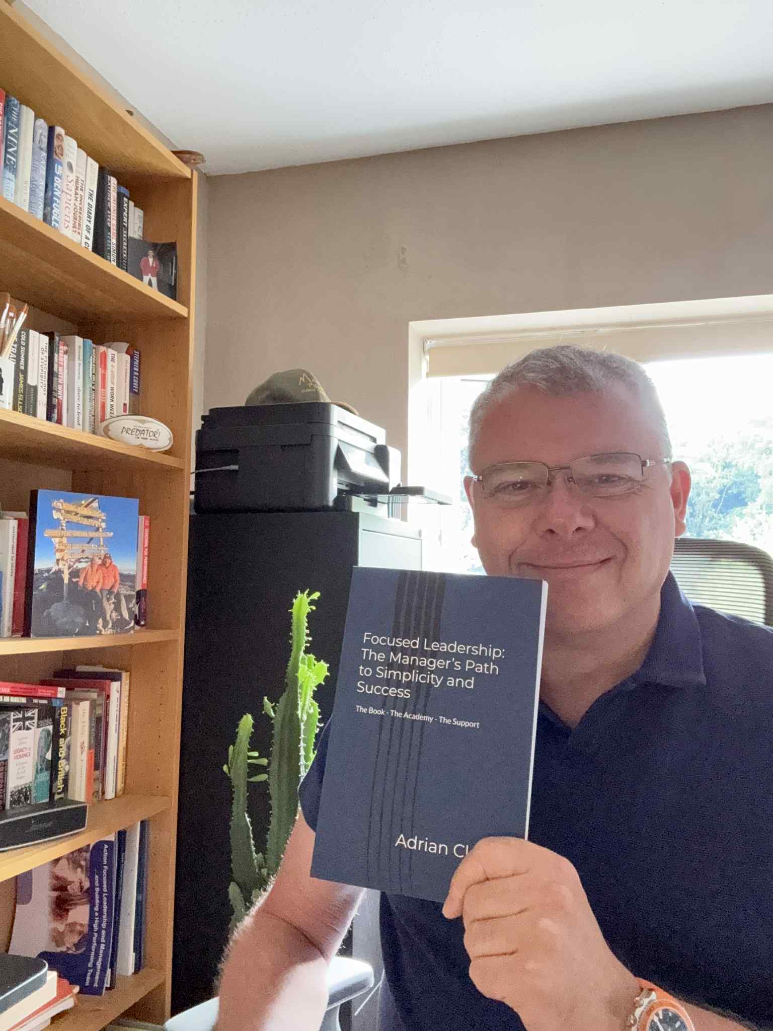 UK-based corporate trainer travelling to deliver international leadership training.