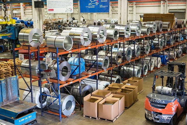 Manufacturing managers improving confidence, accountability and team performance